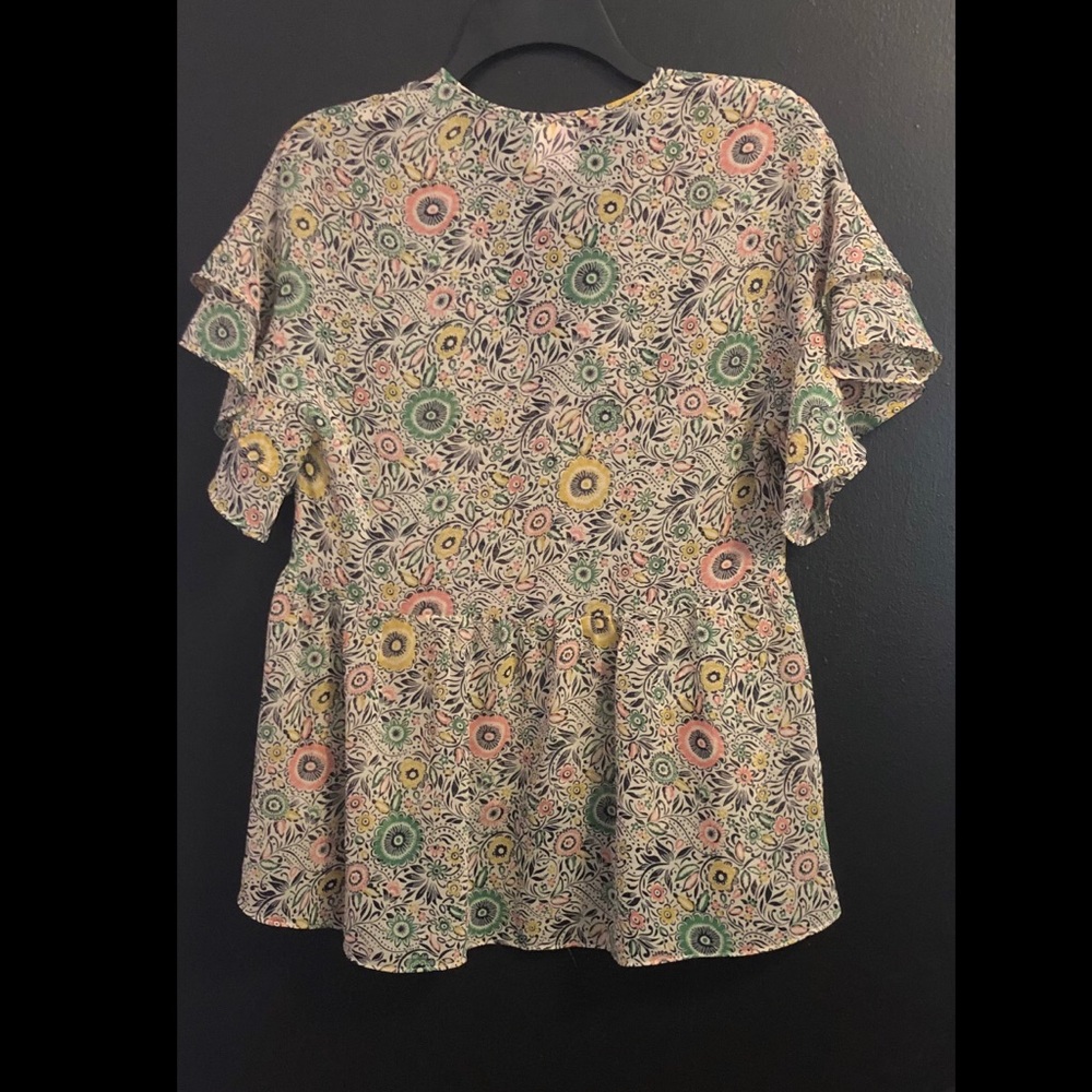 CAbi Floral V-Neck Ruffle Sleeve Blouse in Green, Yellow, Pink, Cream - Picture 2 of 4